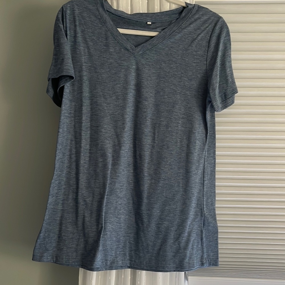 Blue tshirt